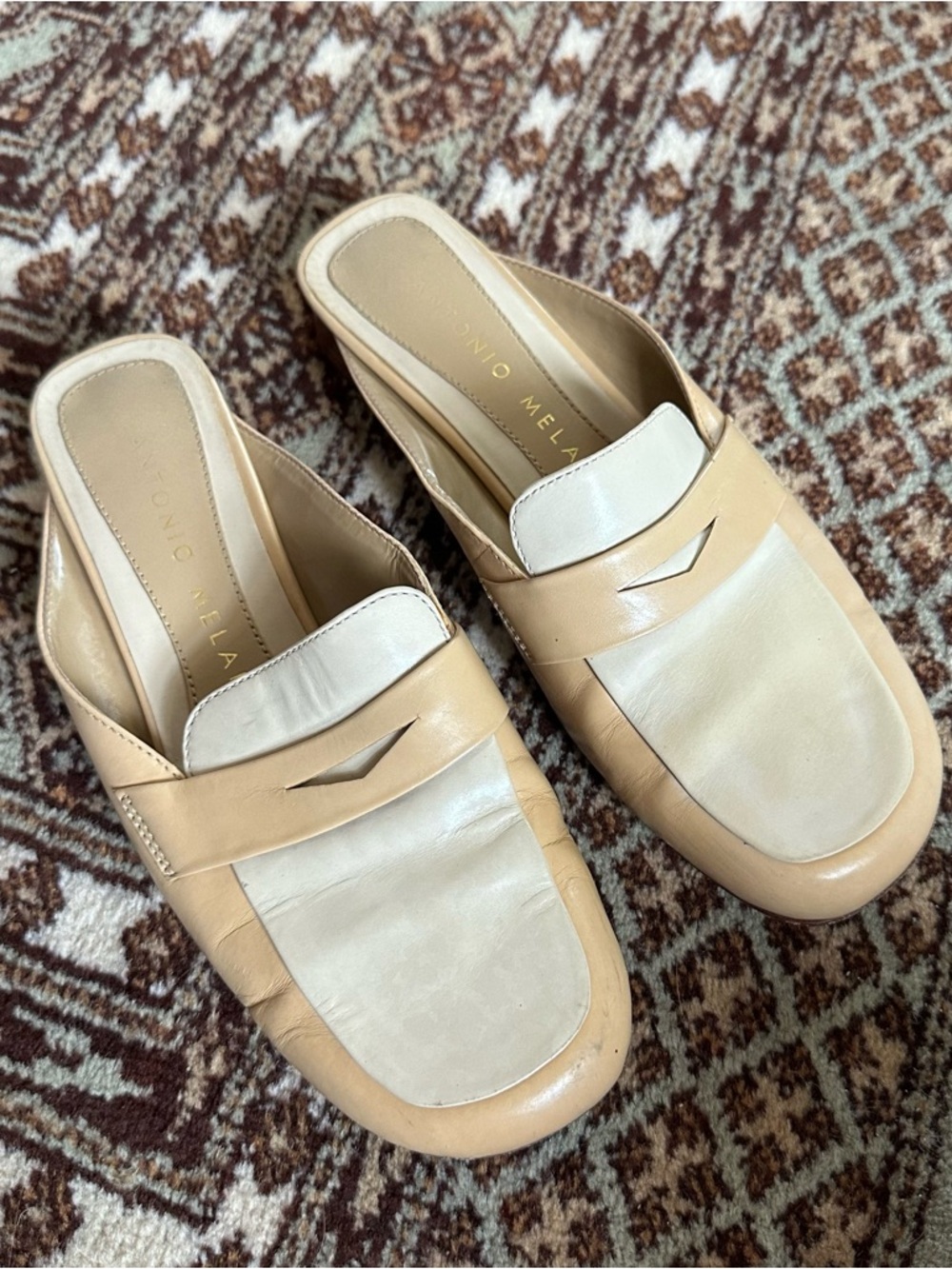 ANTONIO MELANI Two-Tone Beige and Cream Leather Slip-On Mules